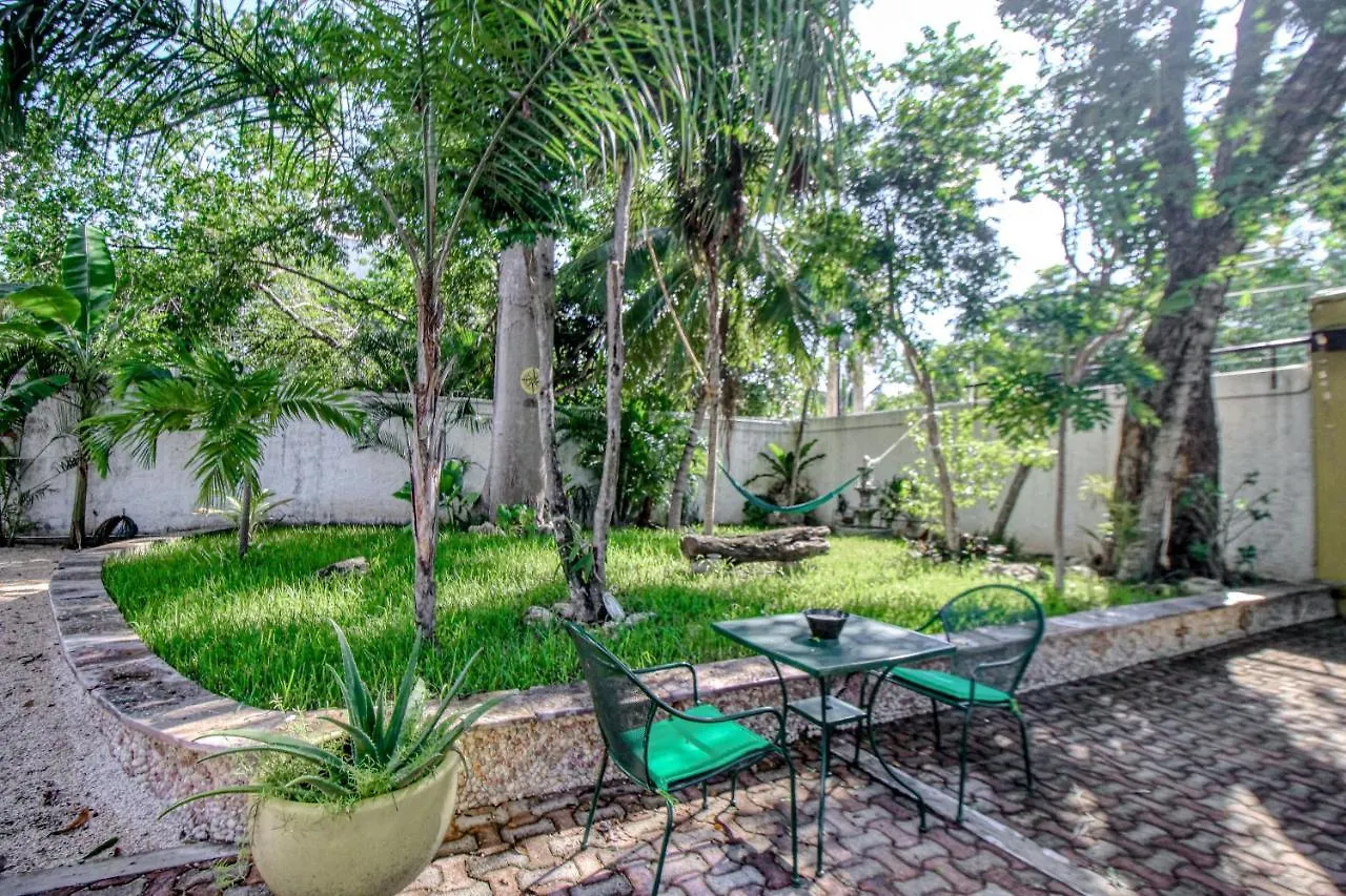 Urban Eden Playa del Carmen Apartment